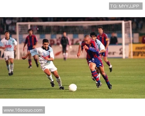 怀念已故足球明星的辉煌岁月与传奇人生回顾